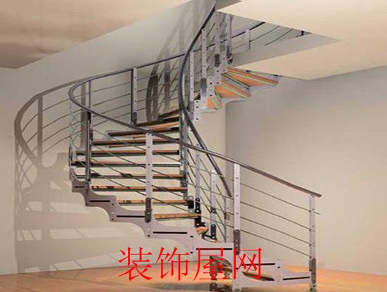 实木楼梯和钢木楼梯哪个好
