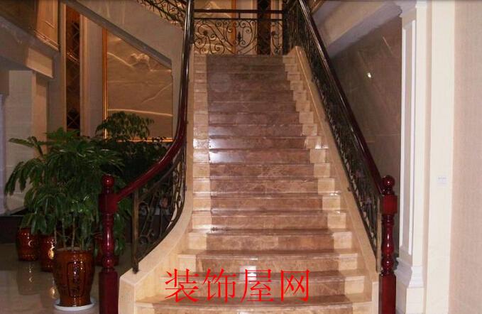 瓷砖楼梯踏步板怎么样 瓷砖楼梯踏步板好不好