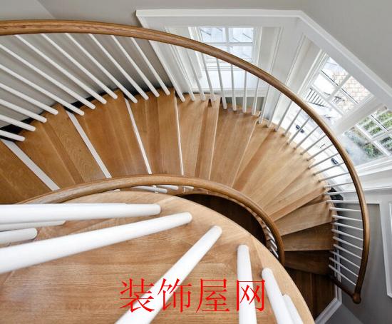 旋转楼梯价格贵不贵