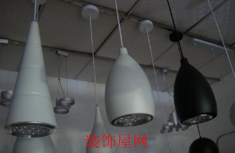 大厅吊灯价格 大图片厅吊灯价格