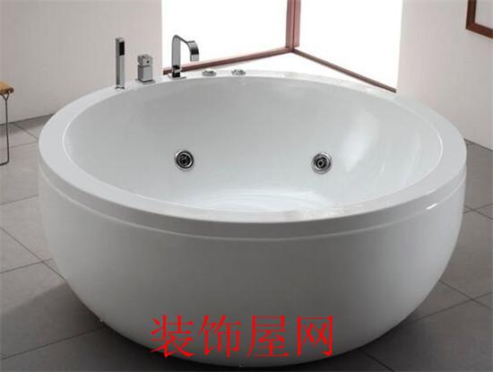 圆形冲浪浴缸