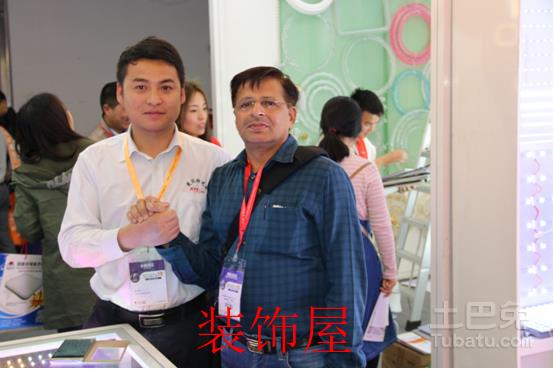 LED专业委员会首次组团亮相灯博会