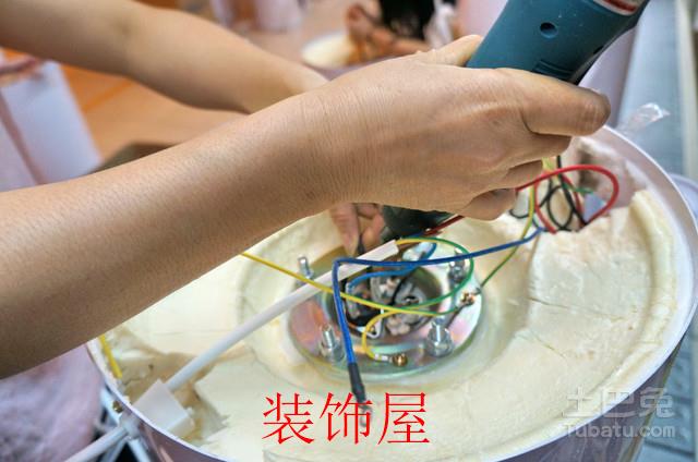 部分电热水器还存在对触及带电部件的防护和接地措施不合格