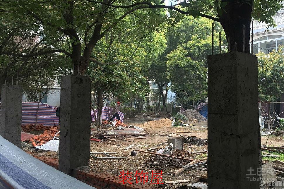 小区业主私改别墅 为何物业对屋主身份集体失声
