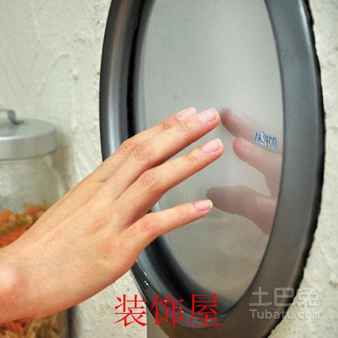 能折叠进墙壁的烟机和灶具 科技感十足 能折叠进墙壁的烟机和灶具 科技感十足