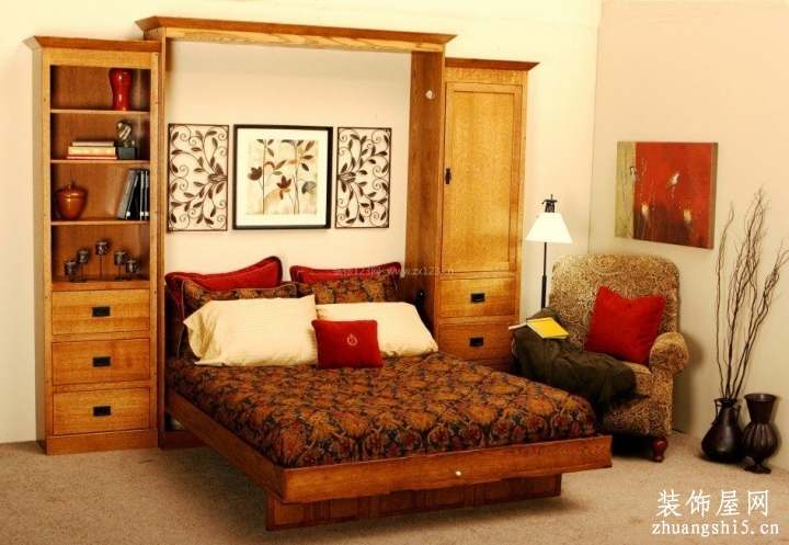 家庭室内壁柜床装修设计图片