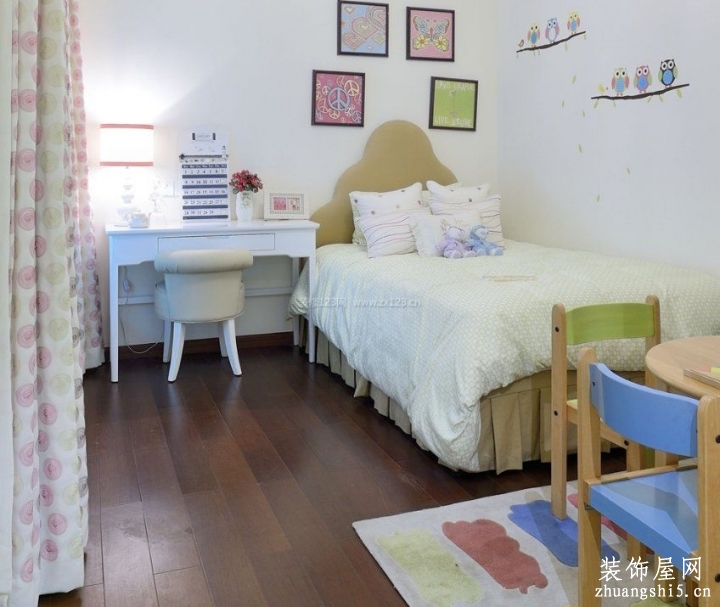 儿童房室内化妆台效果图